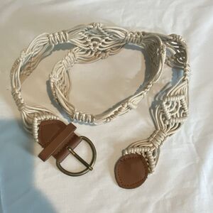 Bohemian woven creme belt crochet boho hippie 2in wide M granola girl indie